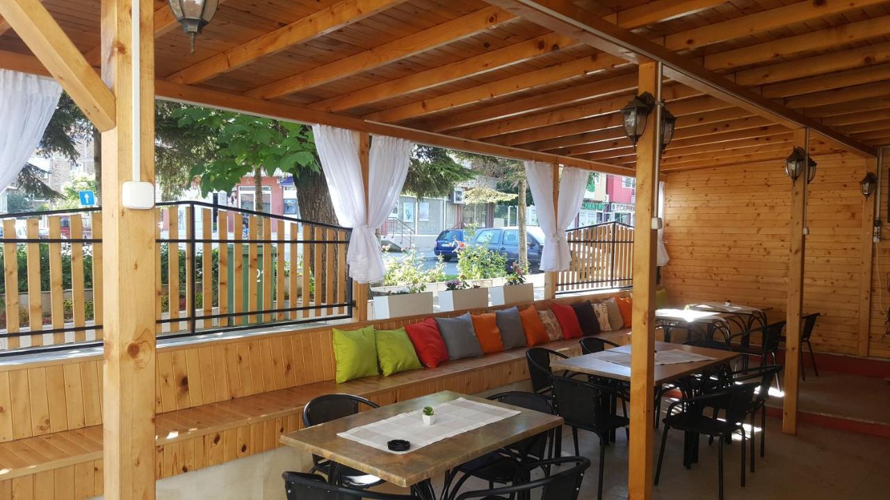 Sineva Guest House Равда Екстериор снимка