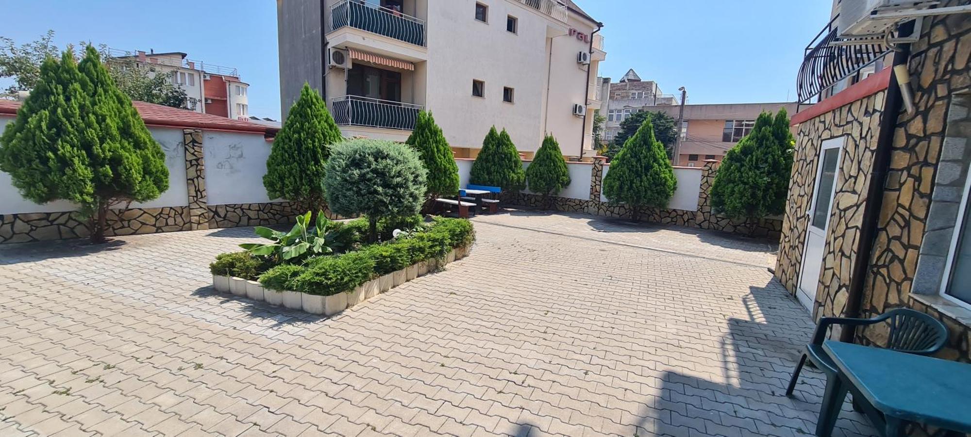 Sineva Guest House Равда Екстериор снимка