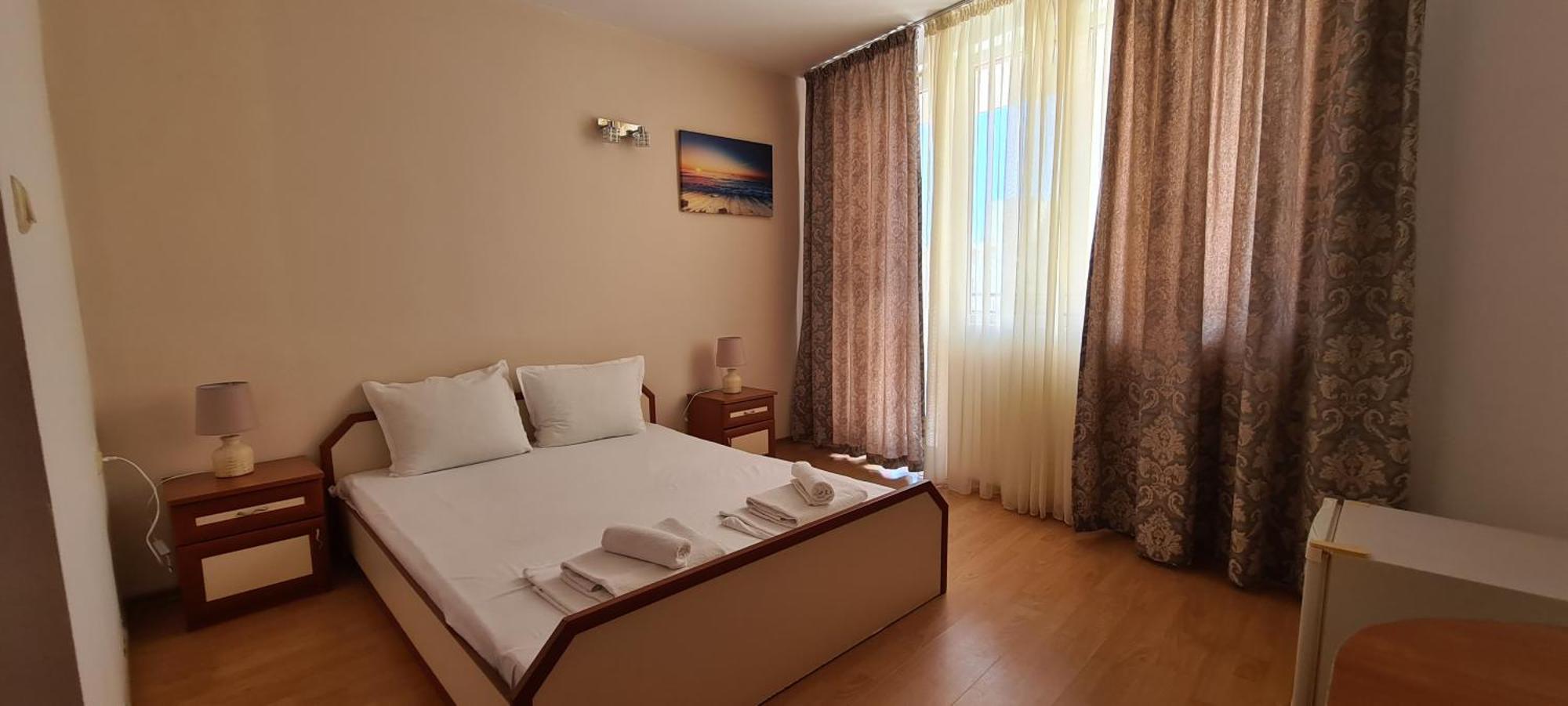 Sineva Guest House Равда Екстериор снимка